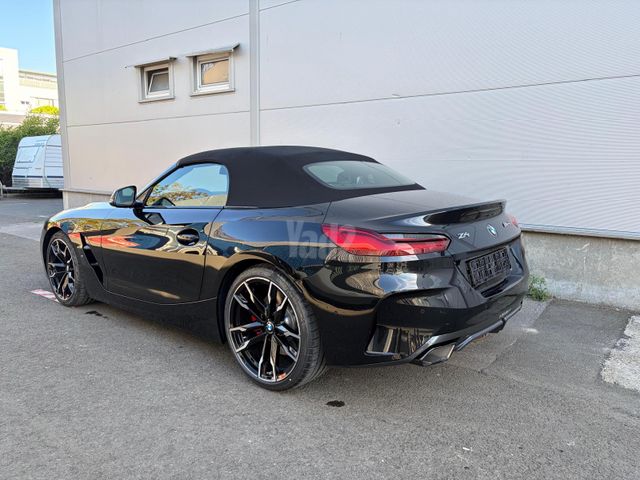 ב מ וו Z4