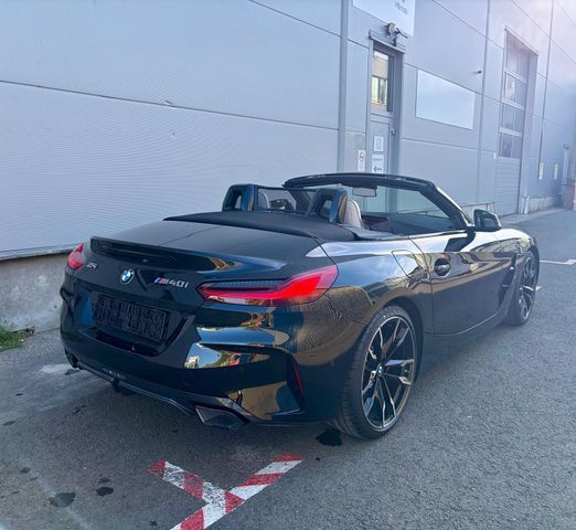 ב מ וו Z4