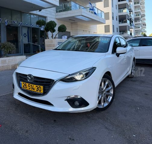 מודעת רכב מאזדה 3