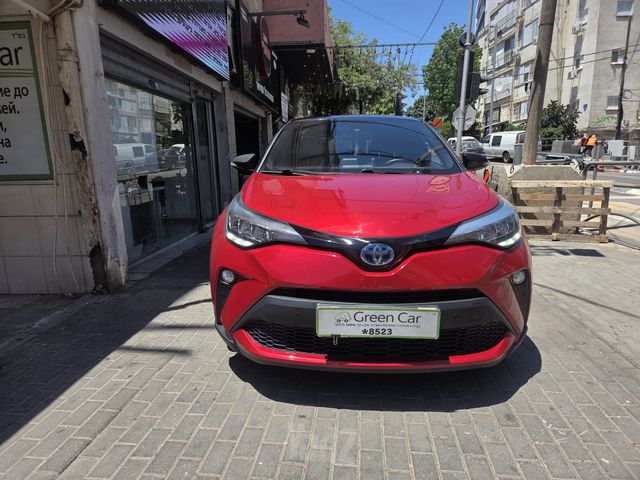 מודעת רכב טויוטה C-HR