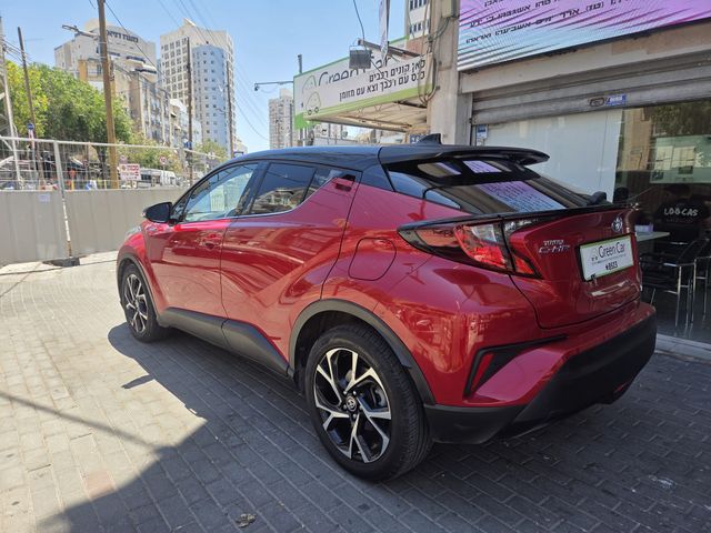 טויוטה C-HR