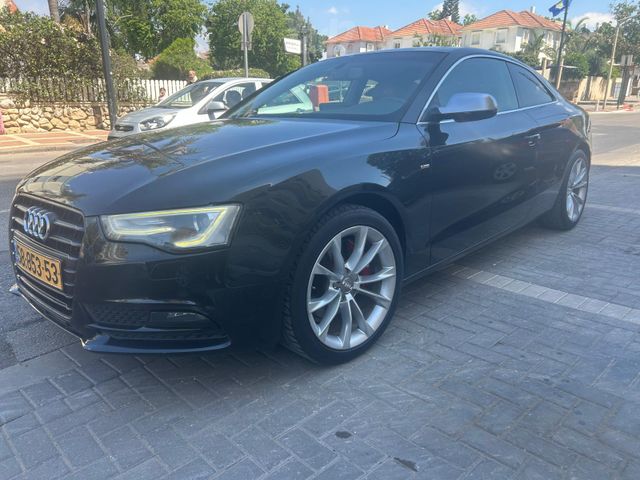 אאודי A5