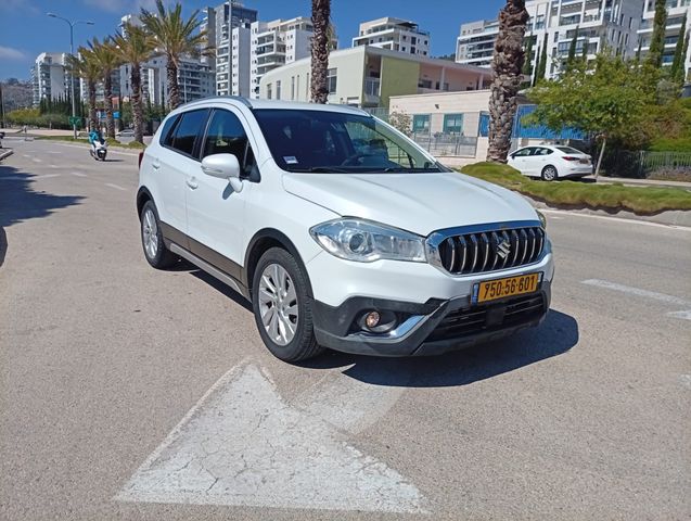 סוזוקי קרוסאובר
