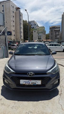 מודעת רכב יונדאי i20