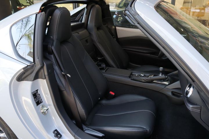 מאזדה MX-5