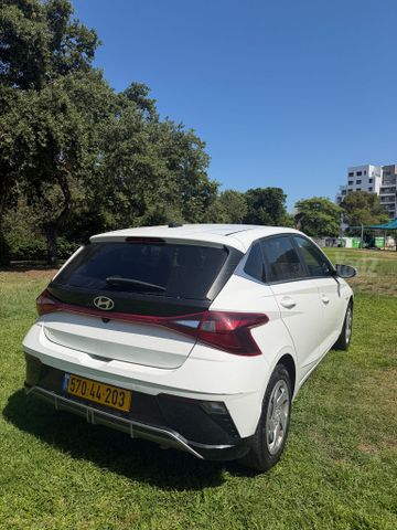 יונדאי i20