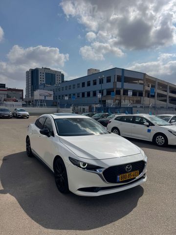 מאזדה 3