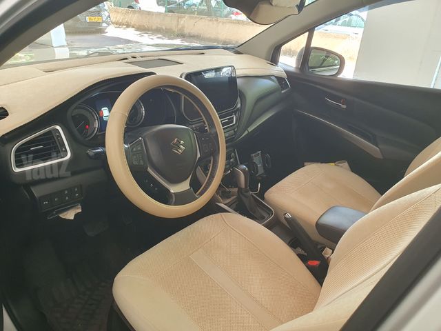 סוזוקי S-Cross