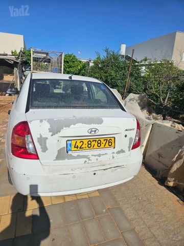 יונדאי אקסנט i25