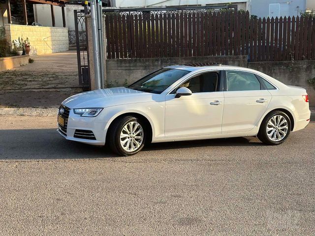 מודעת רכב אאודי A4