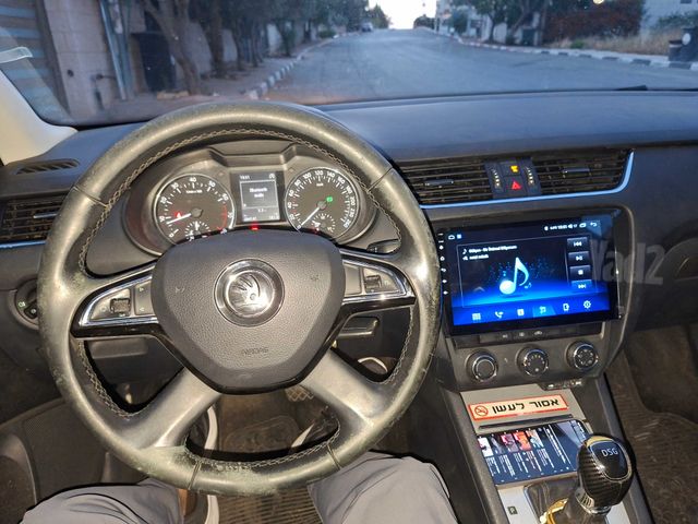 סקודה אוקטביה