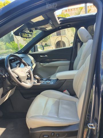 קאדילק XT4