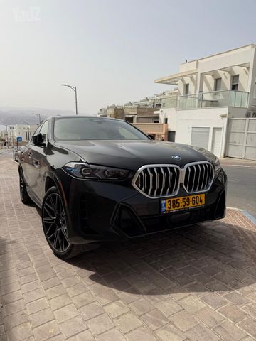 ב מ וו X6