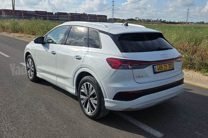 אאודי Q4 e-tron