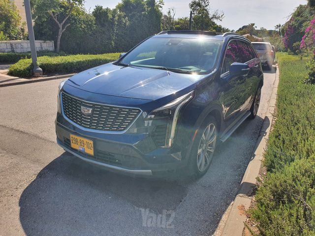 מודעת רכב קאדילק XT4