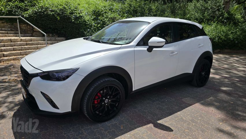 מודעת רכב מאזדה CX-3