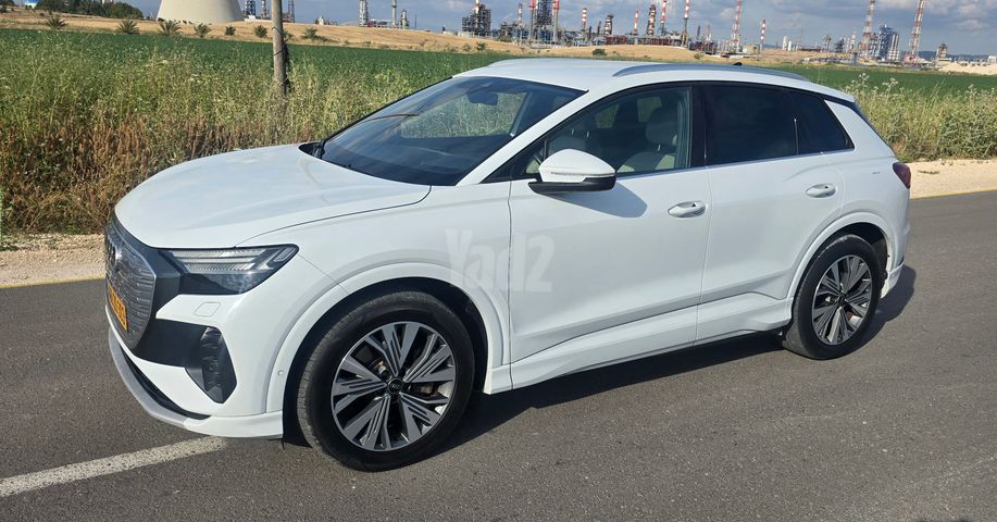 אאודי Q4 e-tron