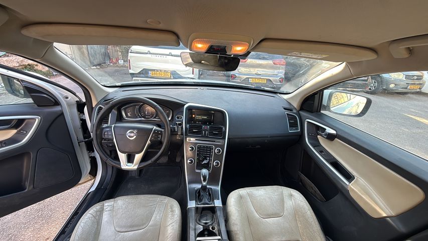 מודעת רכב וולוו XC60