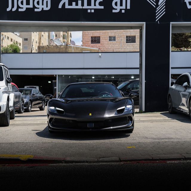 פרארי 296 GTB