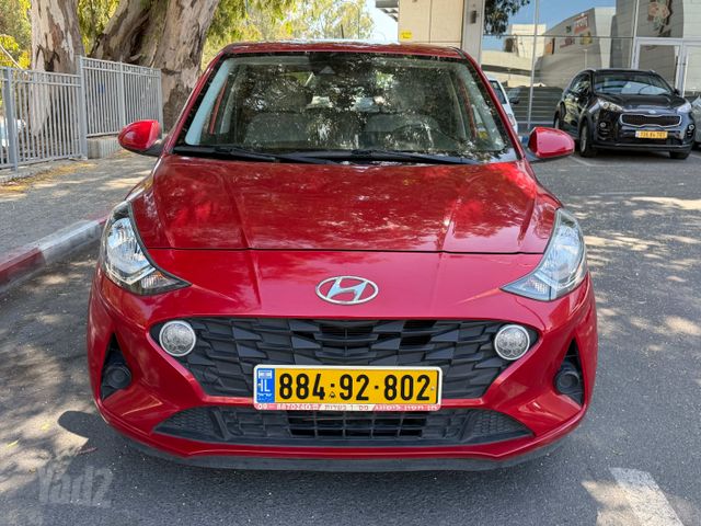 יונדאי i10