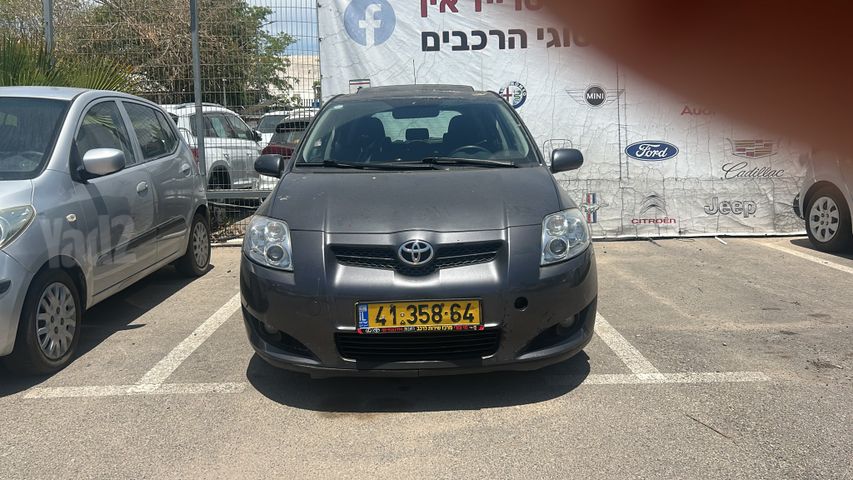 טויוטה אוריס