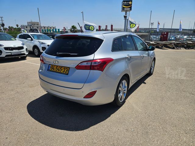 יונדאי i30