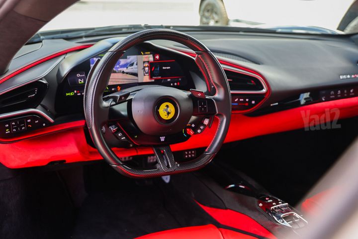 פרארי 296 GTB