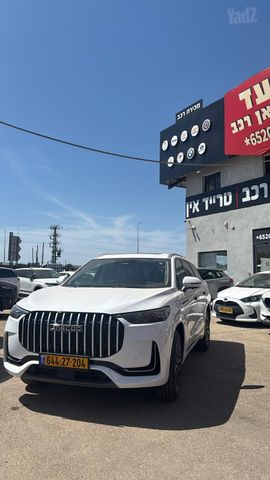ג'אקו J8