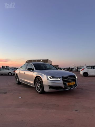 מודעת רכב אאודי A8