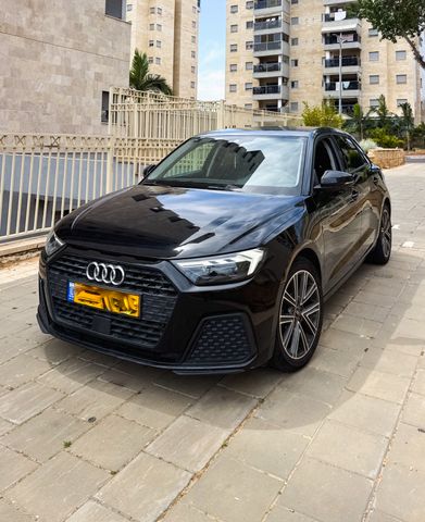 מודעת רכב אאודי A1 2