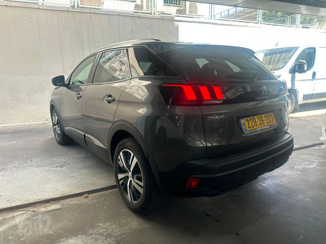 פיג'ו 3008