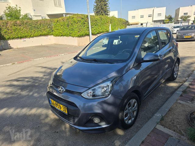 יונדאי i10