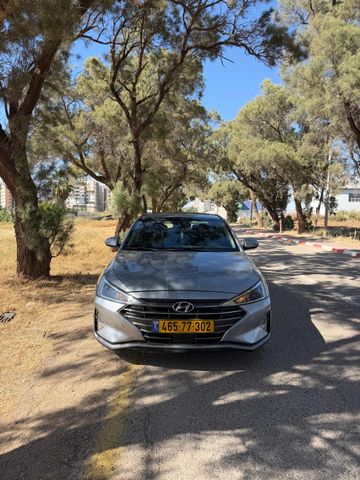 יונדאי אלנטרה