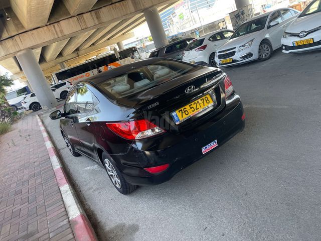 יונדאי אקסנט i25