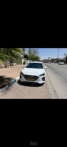 יונדאי איוניק