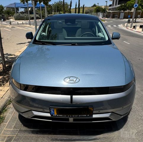 יונדאי איוניק 5