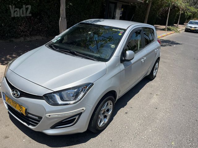 יונדאי i20