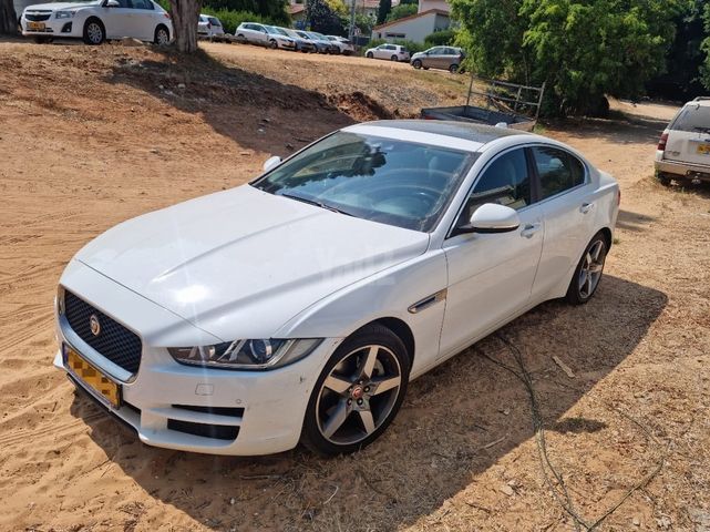 יגואר XE