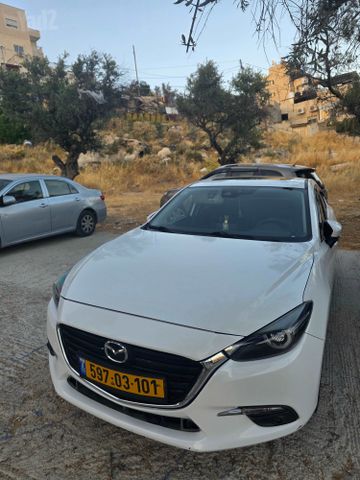 מודעת רכב מאזדה 3