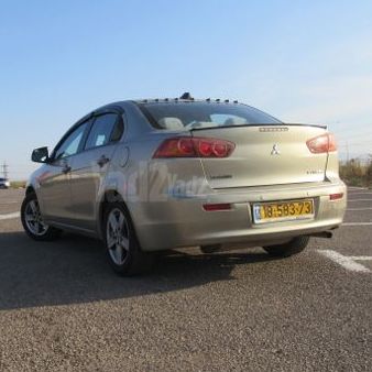 מודעת רכב מיצובישי לנסר