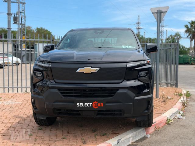 מודעת רכב שברולט סילברדו EV