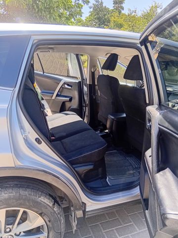 טויוטה RAV4