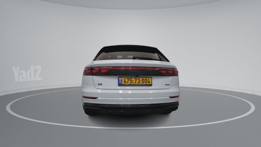 אאודי Q8