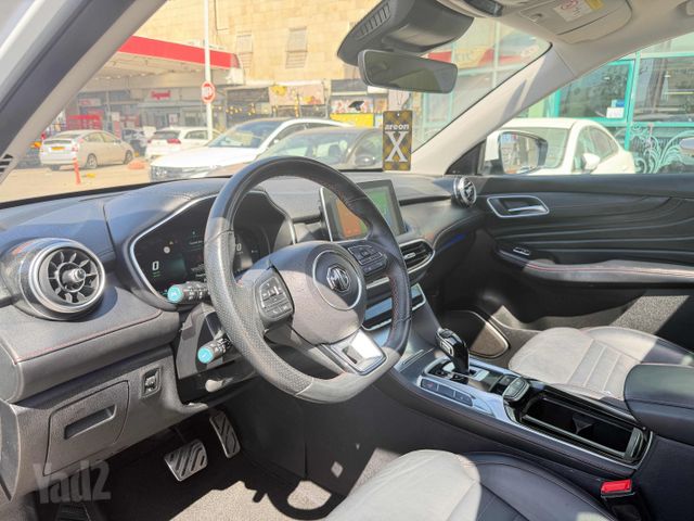 אם ג'י EHS PHEV