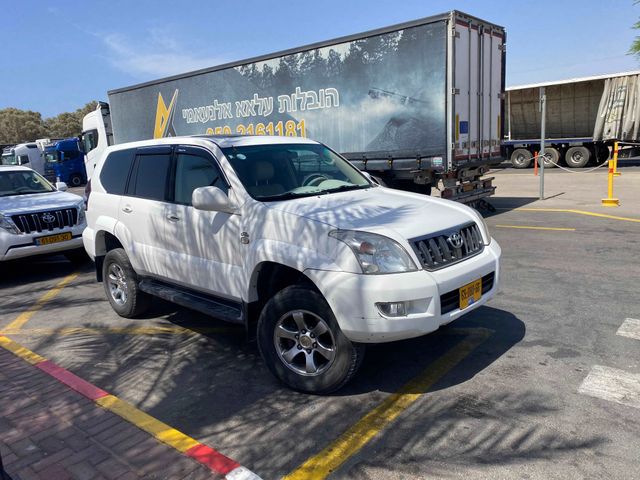מודעת רכב טויוטה לנד קרוזר