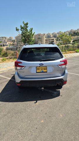 סובארו פורסטר