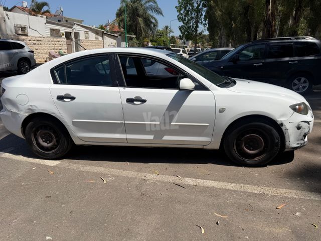 מאזדה 3