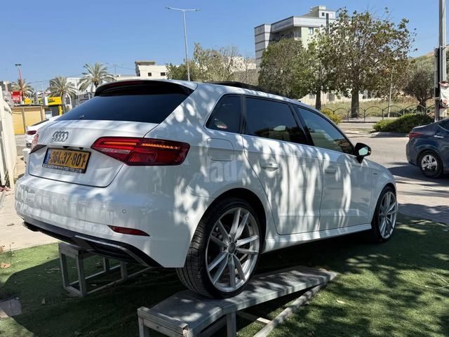 אאודי A3