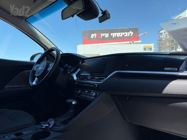 קיה נירו פלוס