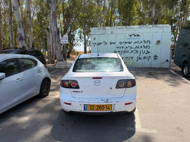 מאזדה 3